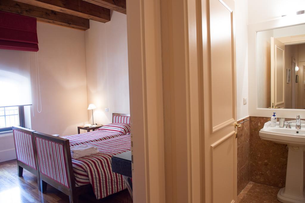 شقة Residenza Giudecca Molino Stucky البندقية الغرفة الصورة