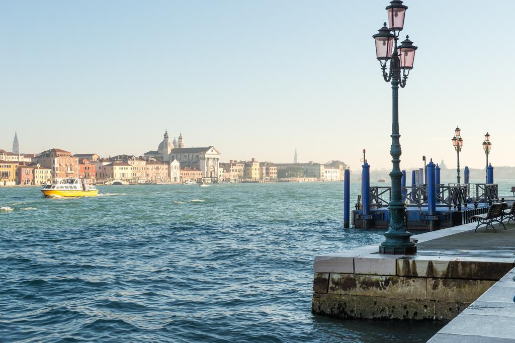 شقة Residenza Giudecca Molino Stucky البندقية الغرفة الصورة